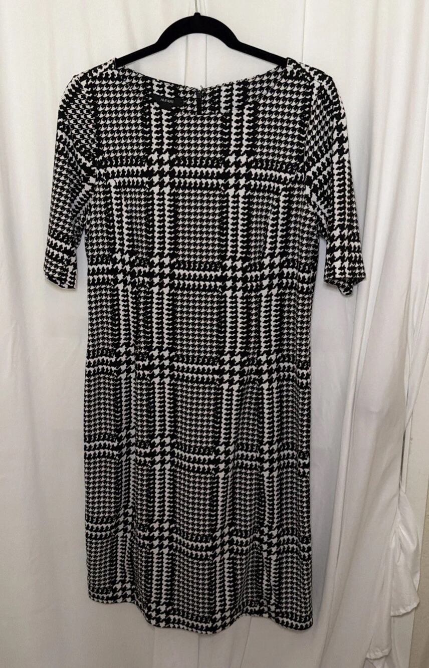 Alfani Dress Black And White Plaid/Check Pattern With Stretch Size 12
